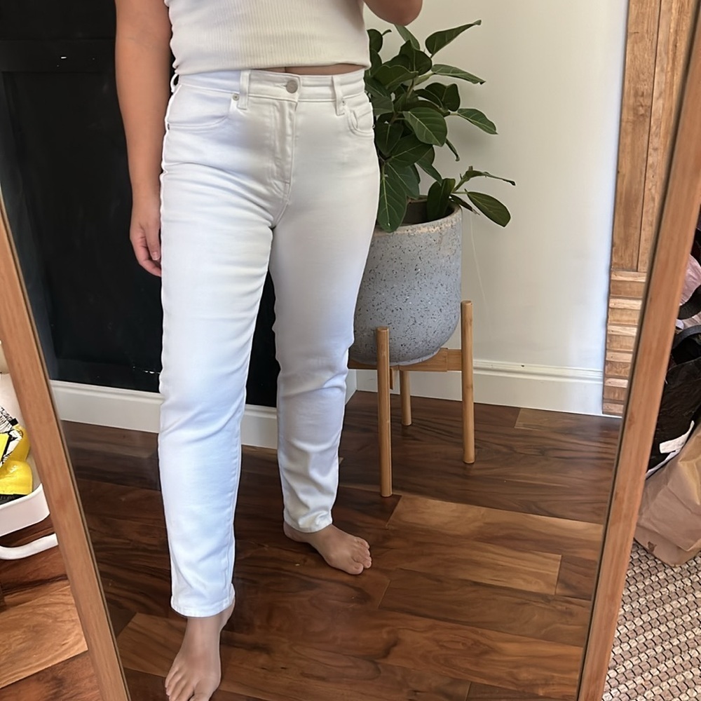 Anthropologie X CQY Straight Leg High Rise Jeans in White. Size 28X26